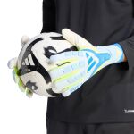 adidas Predator Goalkeeper Glove Pro