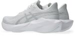 ASICS Novablast 6 W