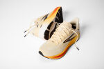 Brooks GHOST 18 M