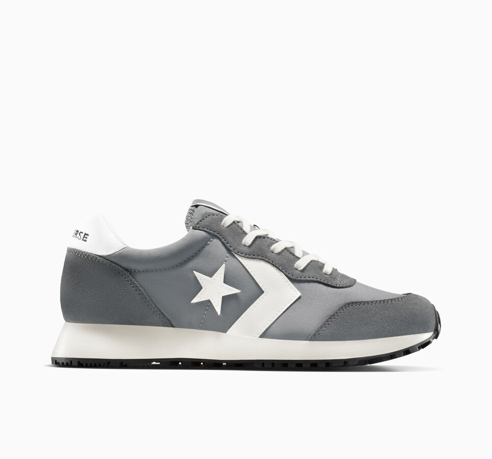 Converse Omega Trainer
