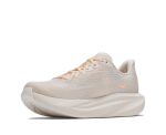 Hoka W Mach 7