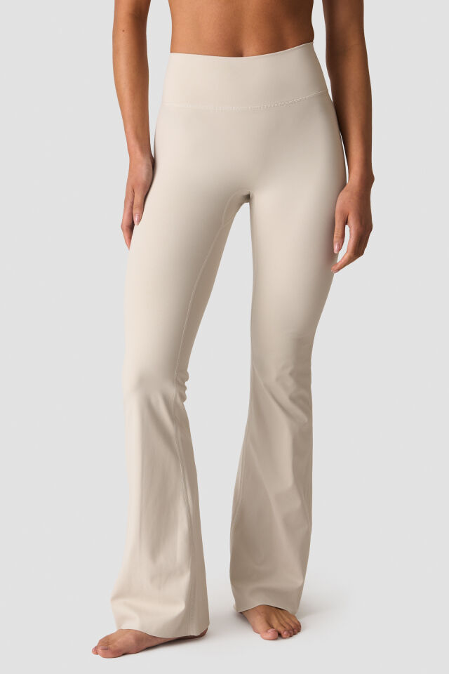 ICANIWILL Nimble No-rise Flared Tights W