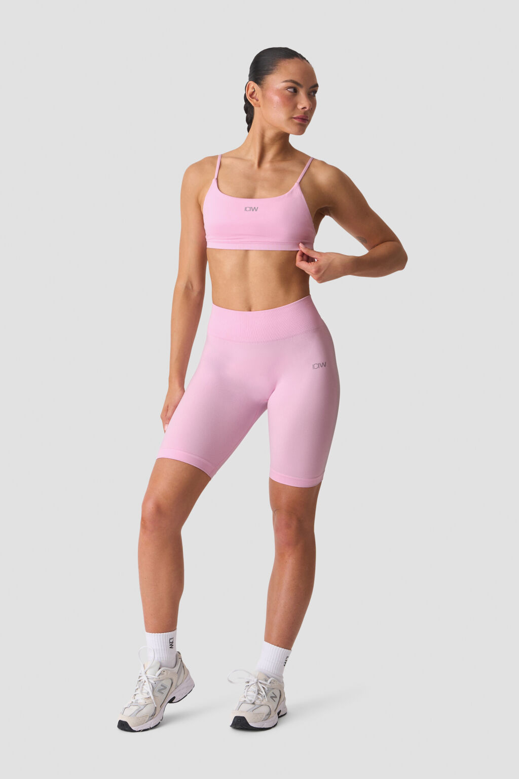 ICANIWILL Smooth Seamless Biker Shorts W