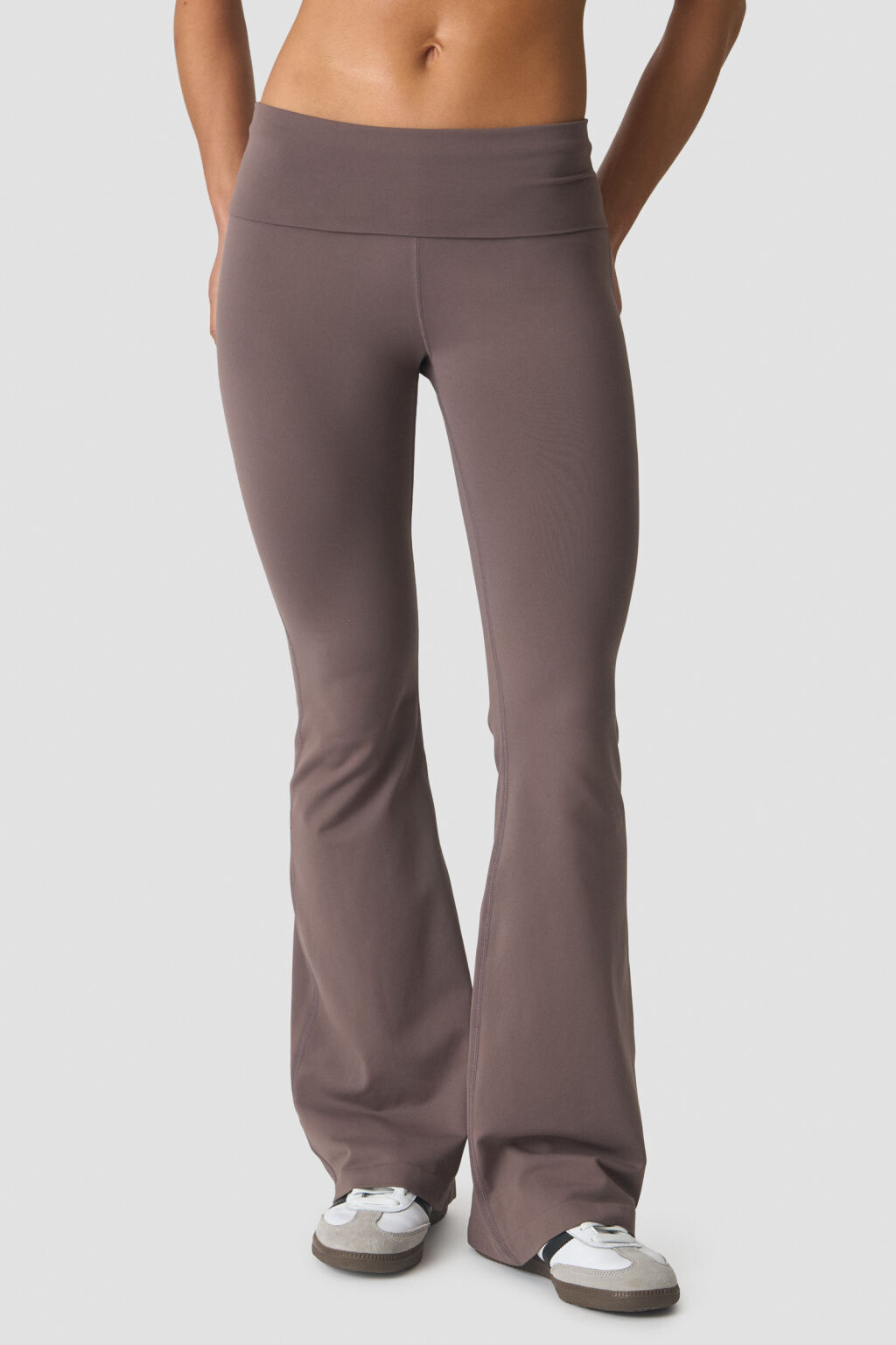 ICANIWILL Essence Seamless Fold Over Flared Pants W