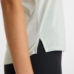 New Balance Athletics Run Short Sleeve W