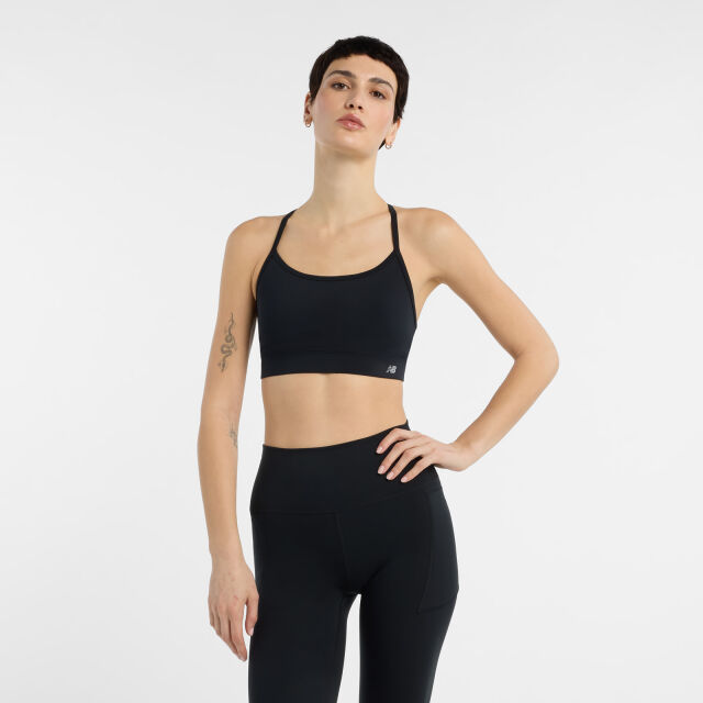 New Balance Essential Yoga Bra - naisten urheiluliivit