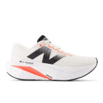 New Balance FuelCell SuperComp Trainer v3