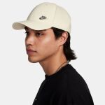 Nike Dri-FIT Club Structured Metal Logo Cap