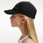 Nike Dri-FIT Club Unstructured Metal Swoosh Cap