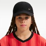 Nike Dri-FIT Club Unstructured Metal Swoosh Cap