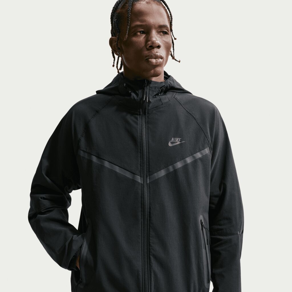 Nike Dri-FIT Woven Full-Zip Windrunner Jacket M