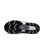 Nike V5 RNR Suede M