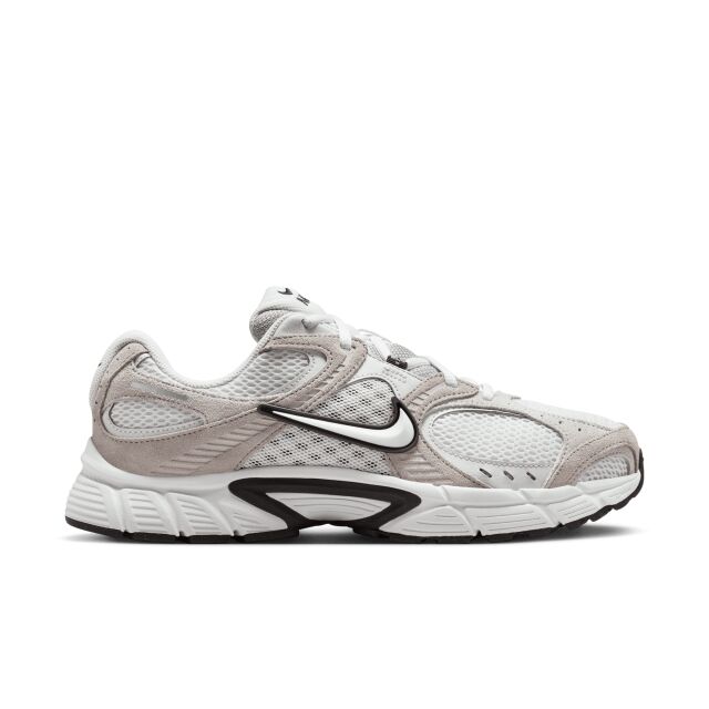 Nike V5 RNR Suede M