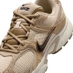 Nike V5 RNR Suede M