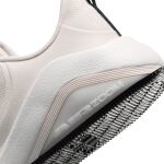 Nike Bella 7 W