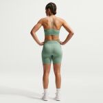 Nike Pro Seamless Women's Light-Support Padded Sports Bra