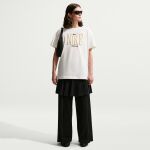 Nike Sportswear Classic Women's Oversized T-Shirt