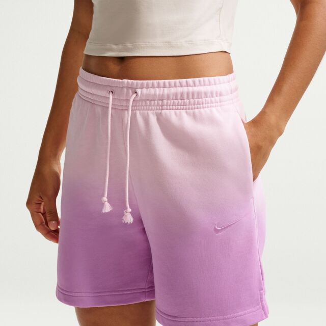 Nike Sportswear Phoenix Fleece Women's Mid-Rise Shorts