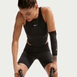 Nike One Fitted Dri-FIT Cropped Tank Top