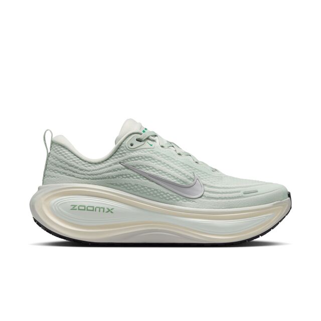 Nike Vomero Plus W - naisten juoksukengät