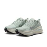 Nike Vomero Plus W