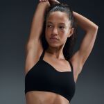 Nike Zenvy Strappy Light-Support Padded Sports Bra W