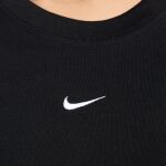 Nike Sportswear Chill Knit T-Shirt W