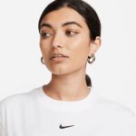 Nike Sportswear Essential T-Shirt W