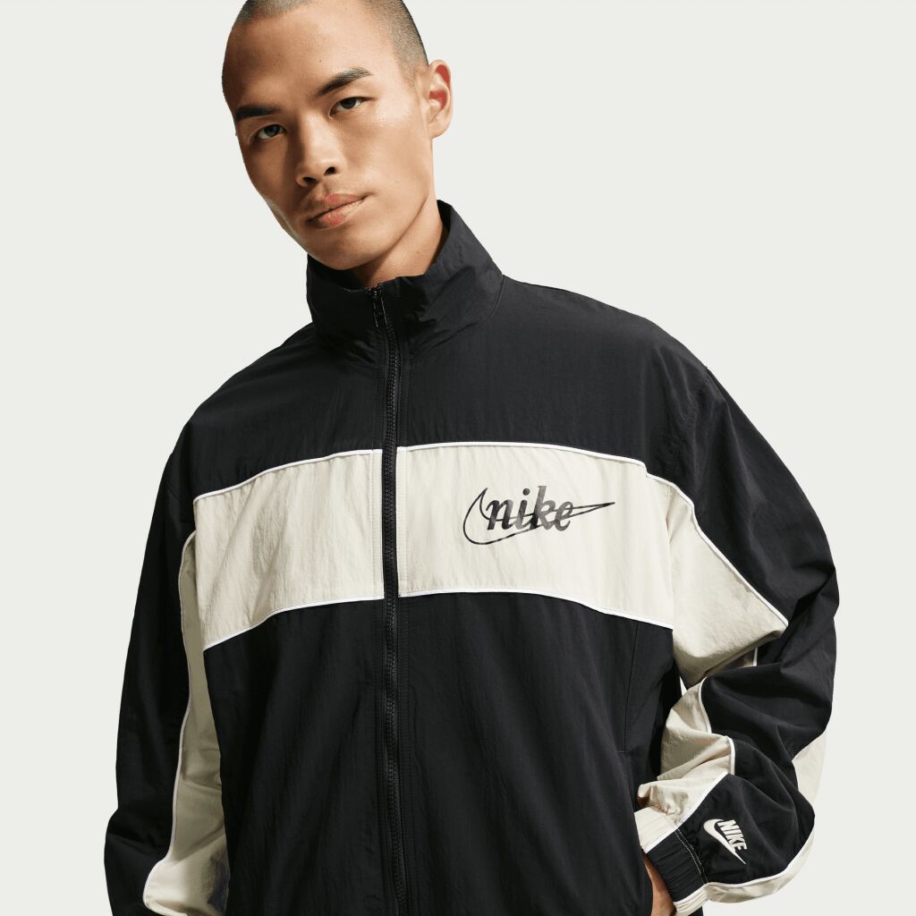 Nike Sportswear Club Lightweight Full-Zip Jacket M