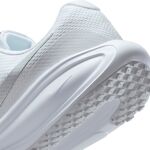 Nike Revolution 8 M