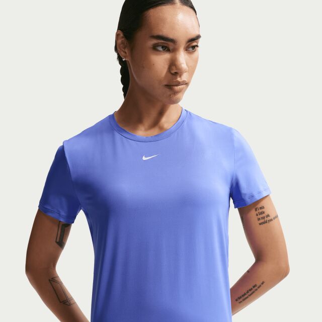 Nike Dri-FIT Short-Sleeve Top W