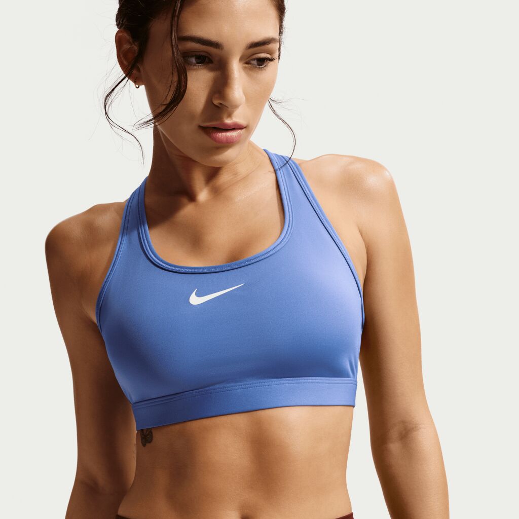 Nike Swoosh Medium Support Padded Sports Bra W