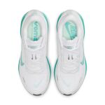 Nike Vomero Plus W