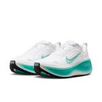 Nike Vomero Plus W