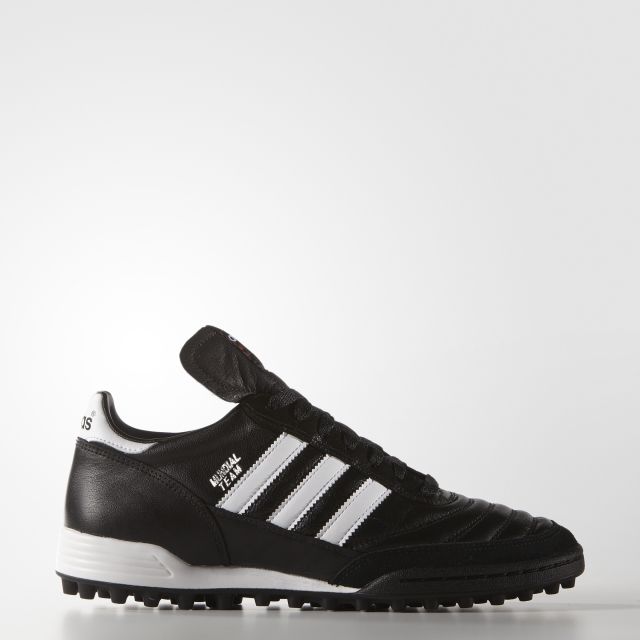 adidas Mundial Team Turf
