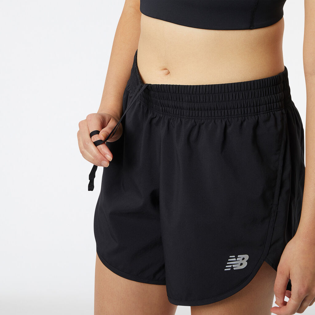 New Balance Accelerate 5 Inch Short W Naisten shortsit Intersport